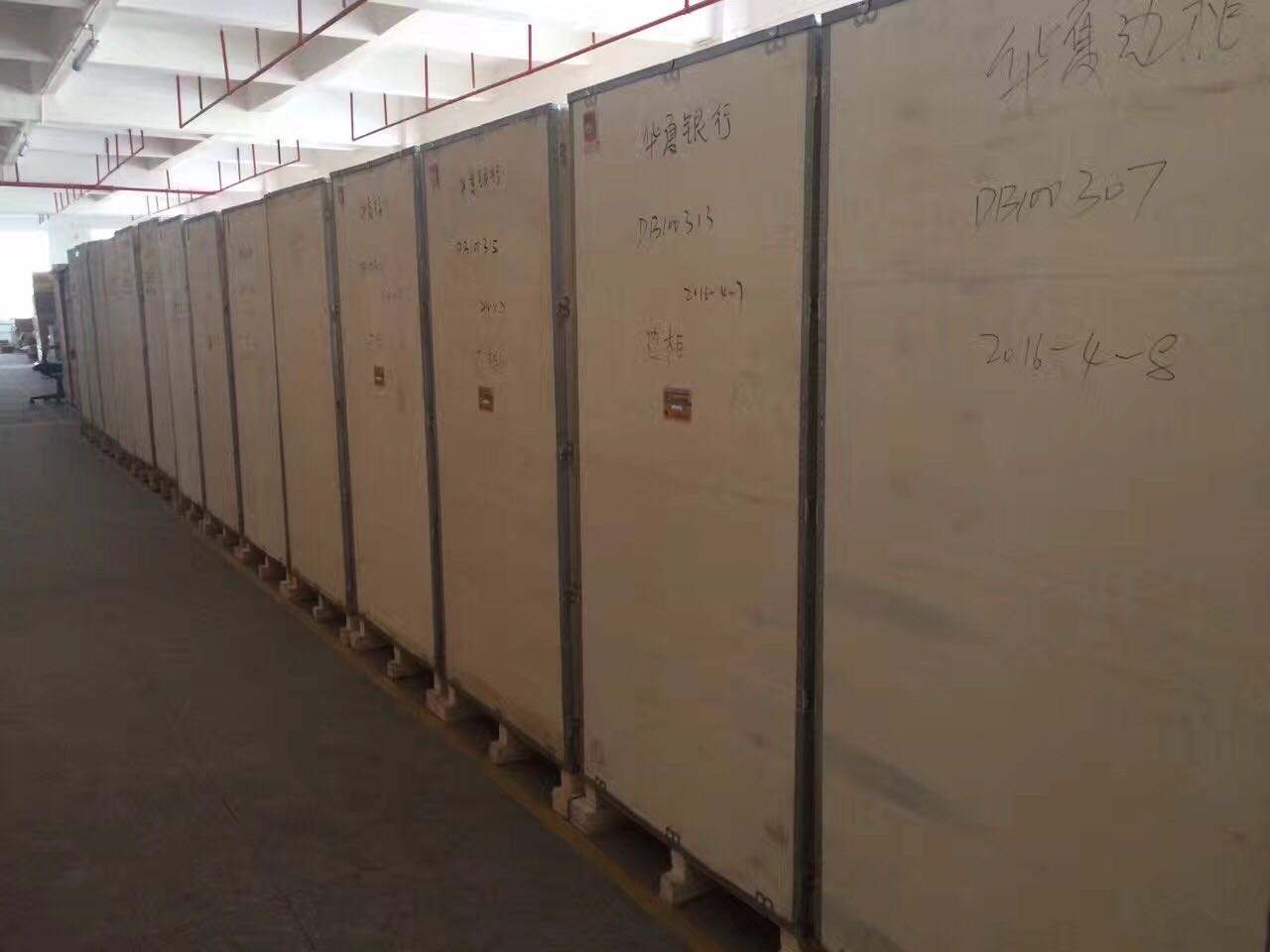 鄭（zhèng）州客戶製作鋼帶木箱（xiāng）(圖1)