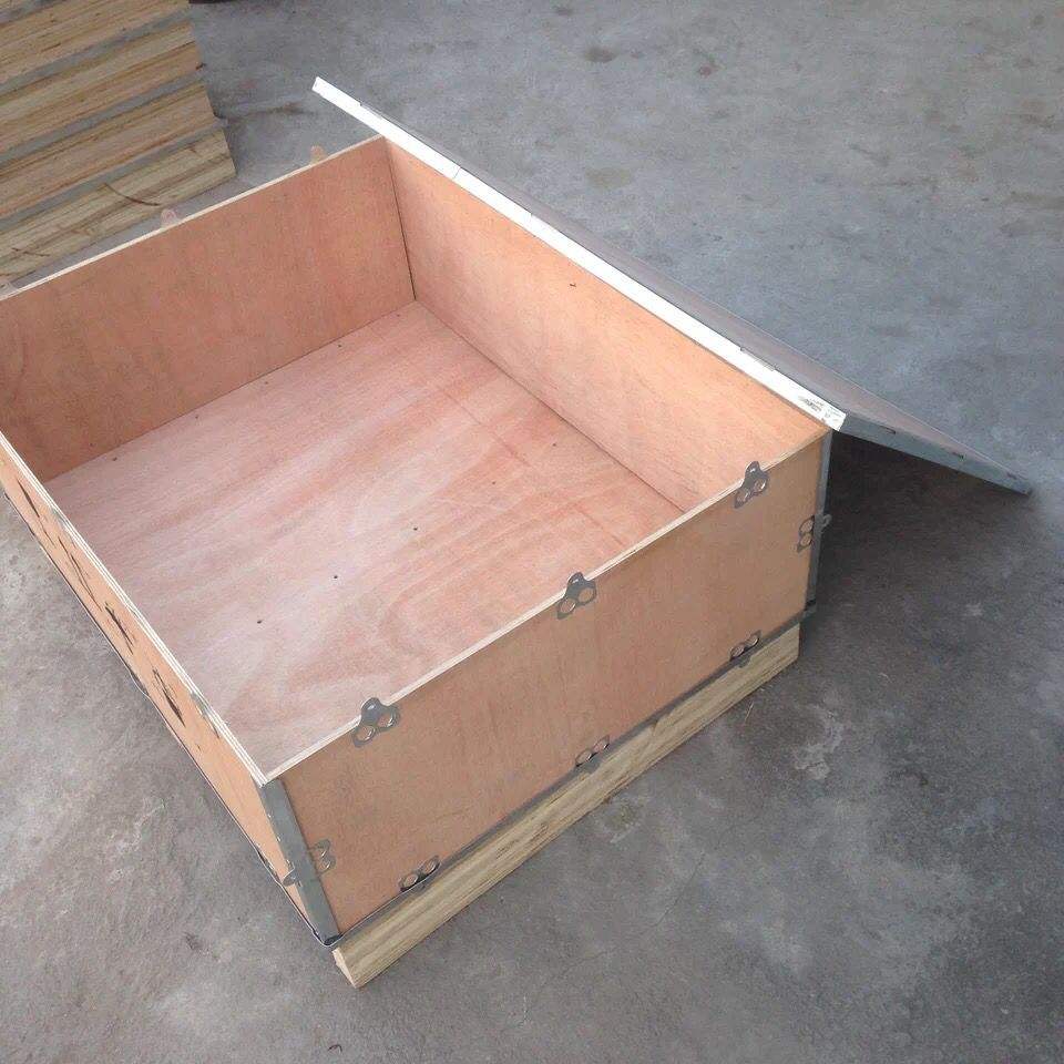 天津客戶製作鋼帶木箱(圖（tú）2)